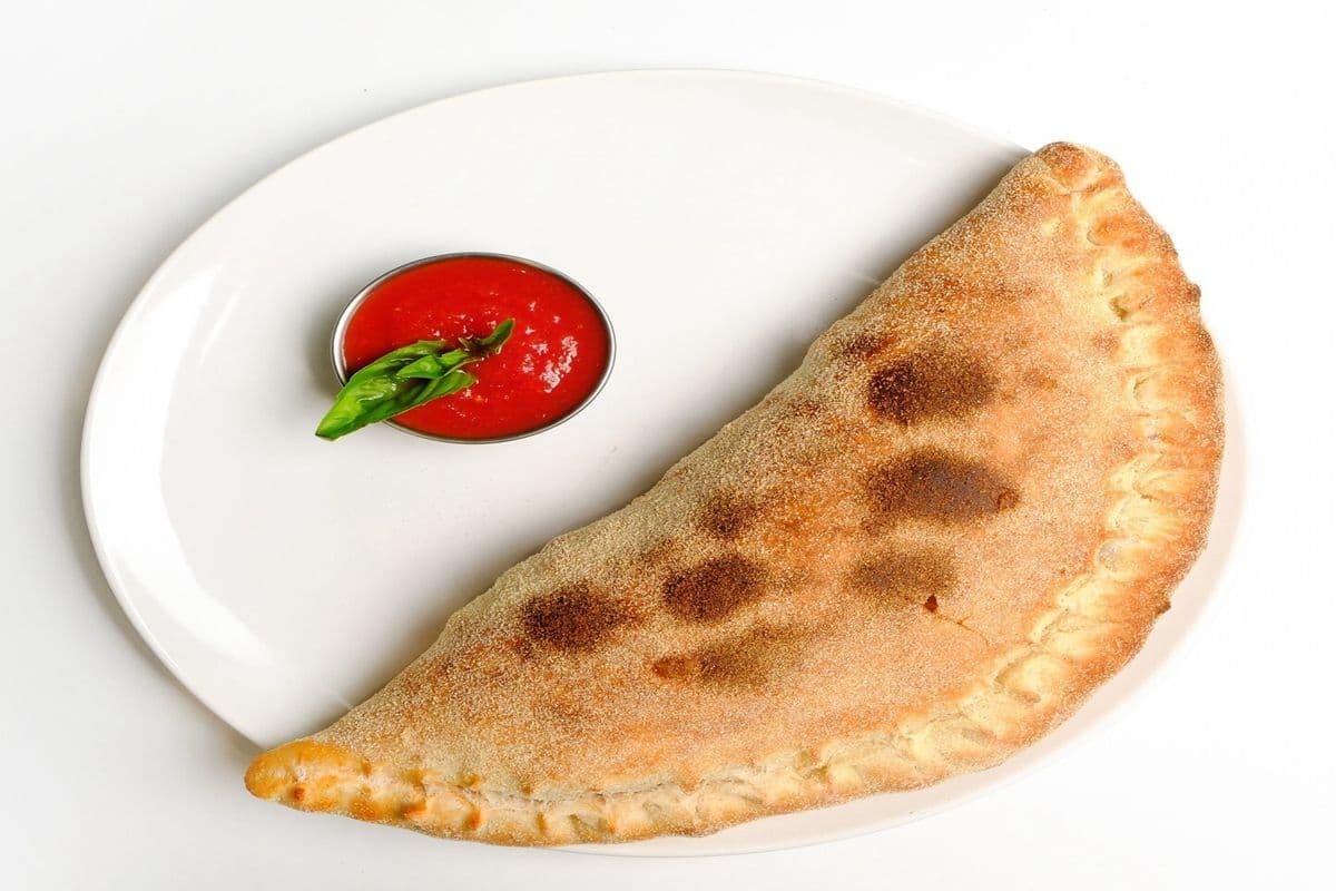 Calzone Classico