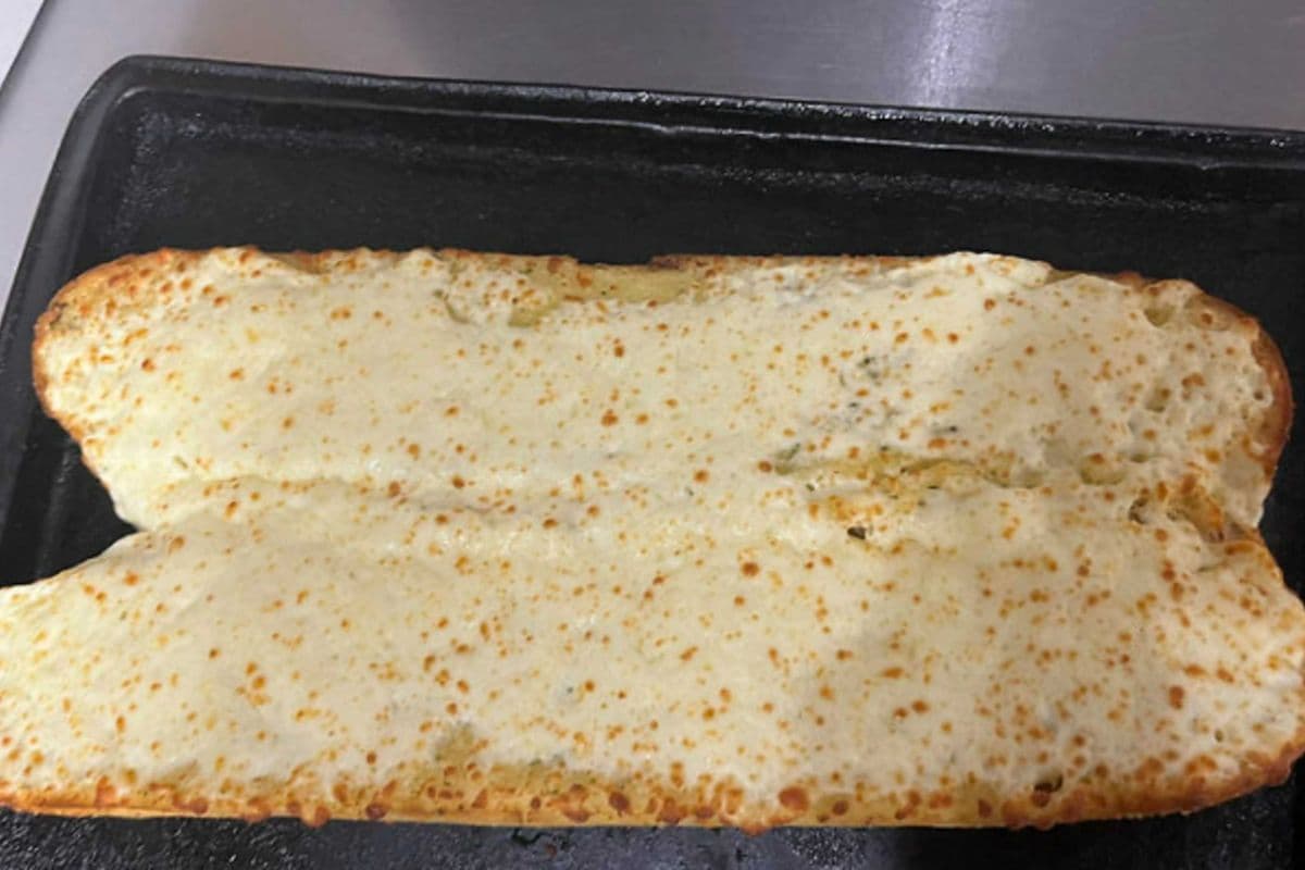 Garlic Loaf with Cheese