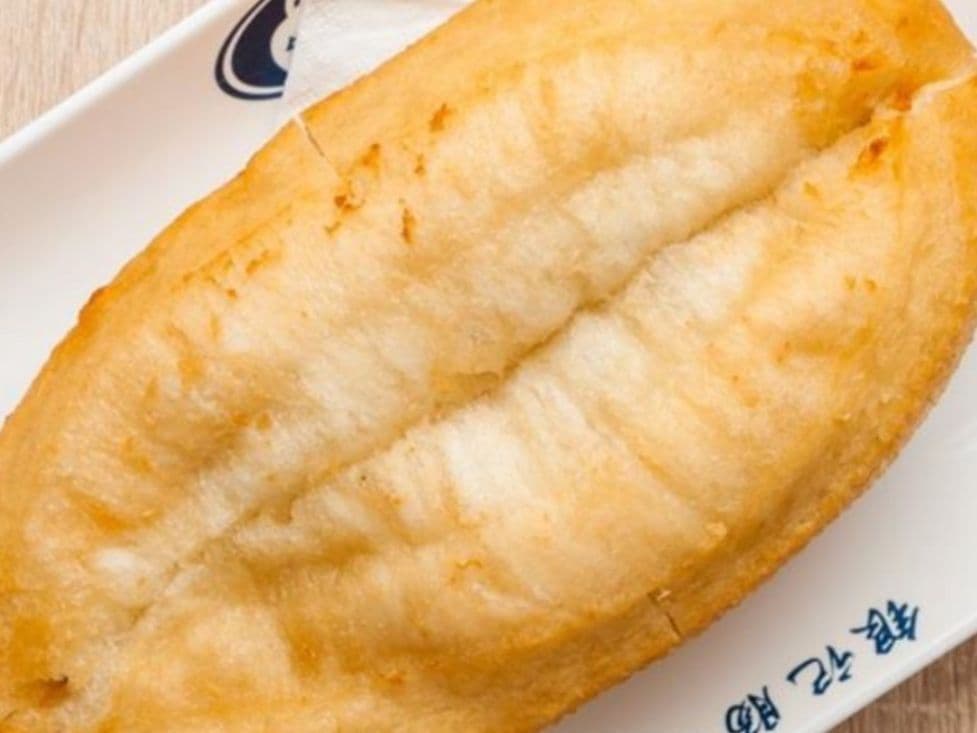 S4 Beignet sucré 香炸牛脷酥