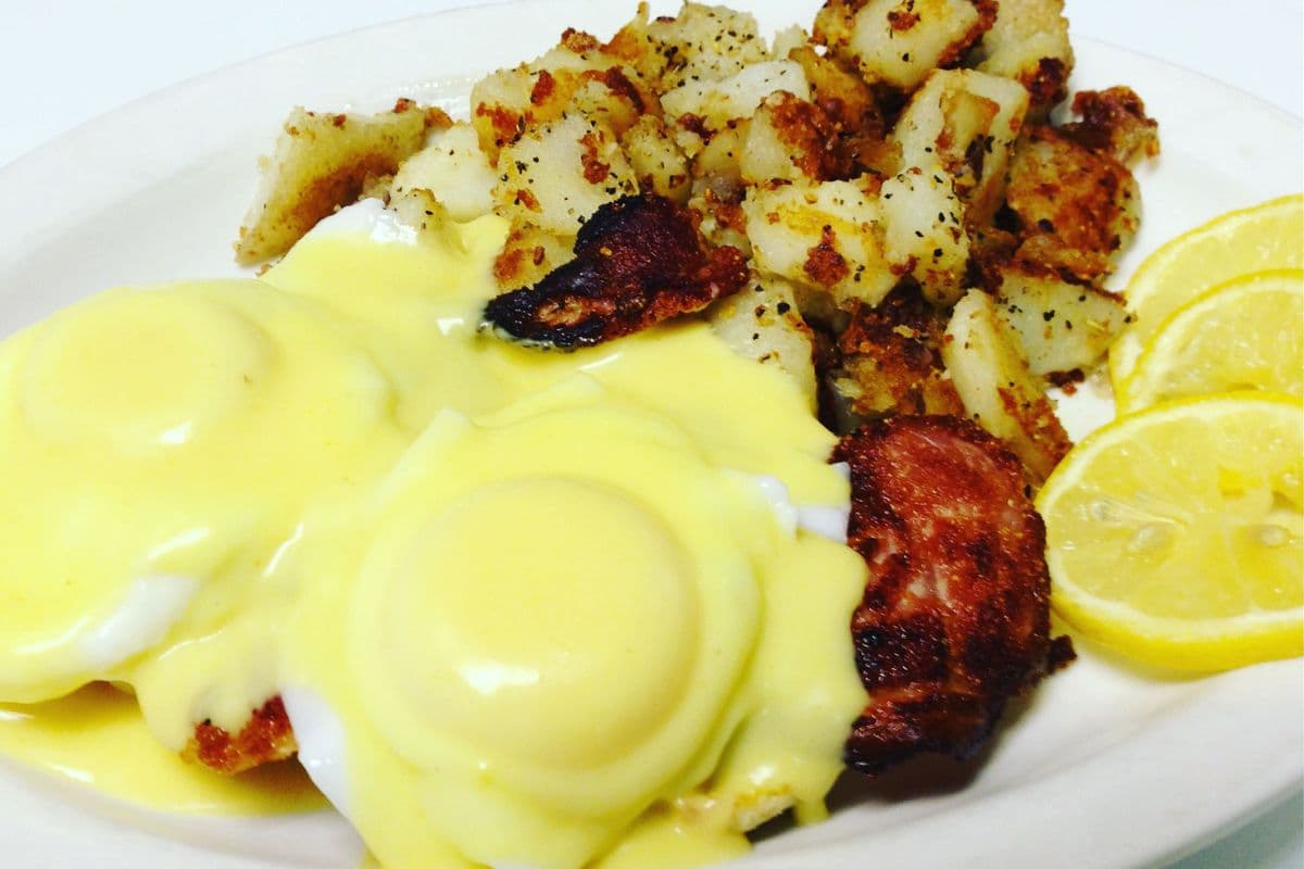 Eggs Benedict with Home Fries