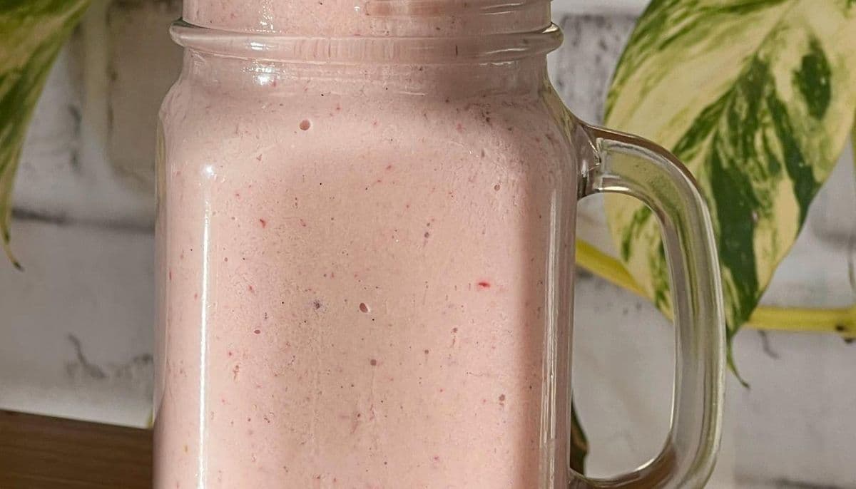 Strawberry Mania Ice Cream Shake (V)