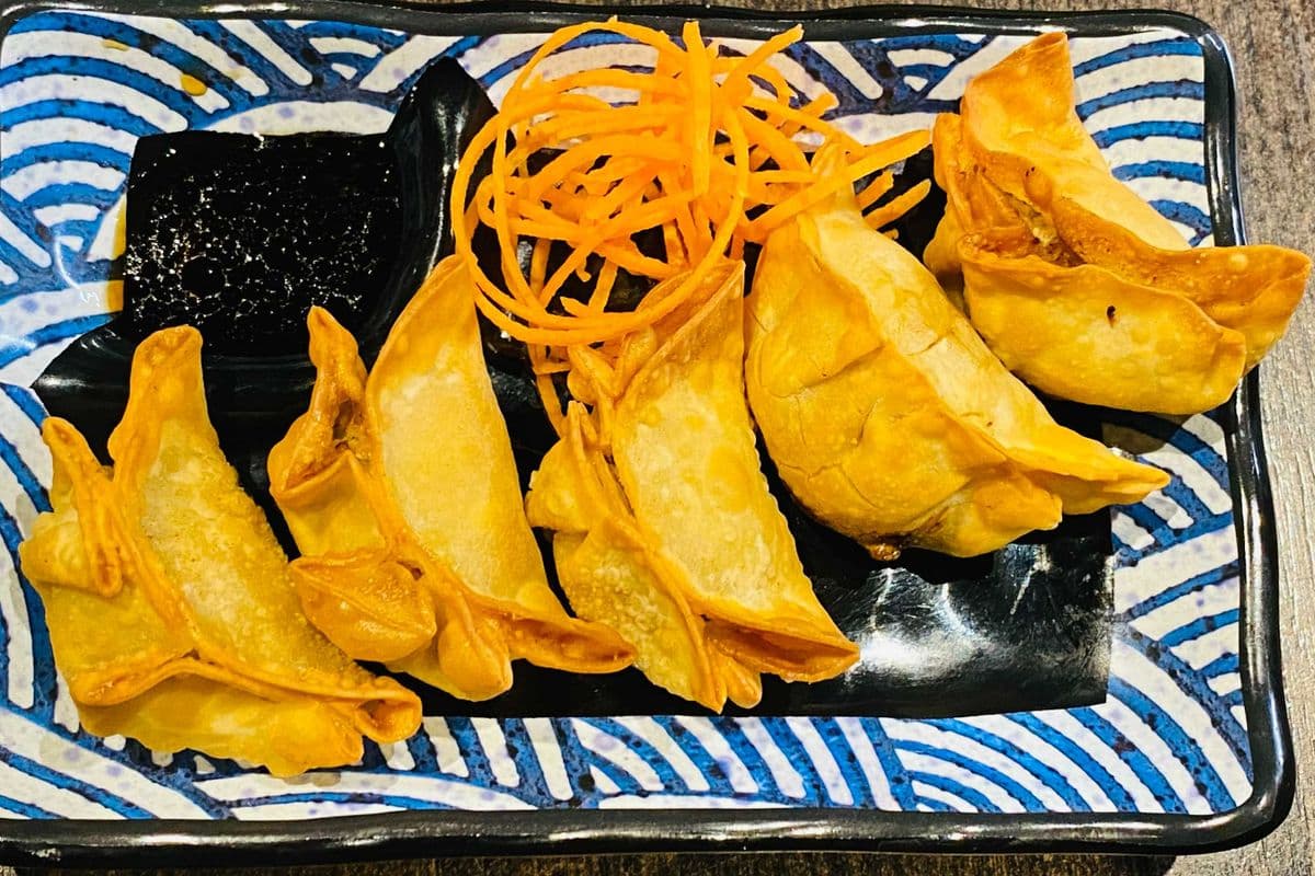 4. Japanese Dumpling (5 pcs) 日式煎饺