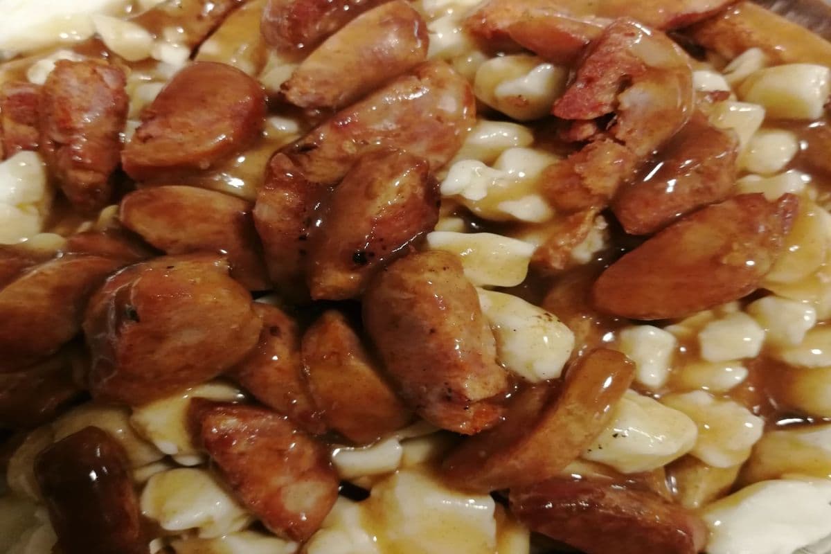 Poutine Saucisses Italienne / Poutine Sausage Italian