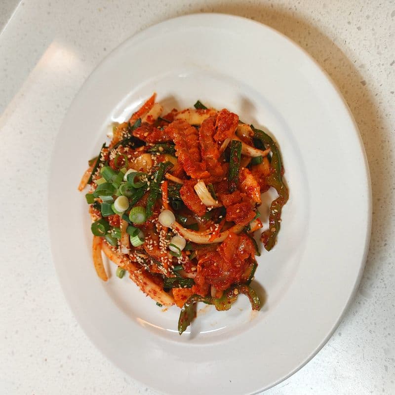 Spicy Stingray Salad (홍어무침)