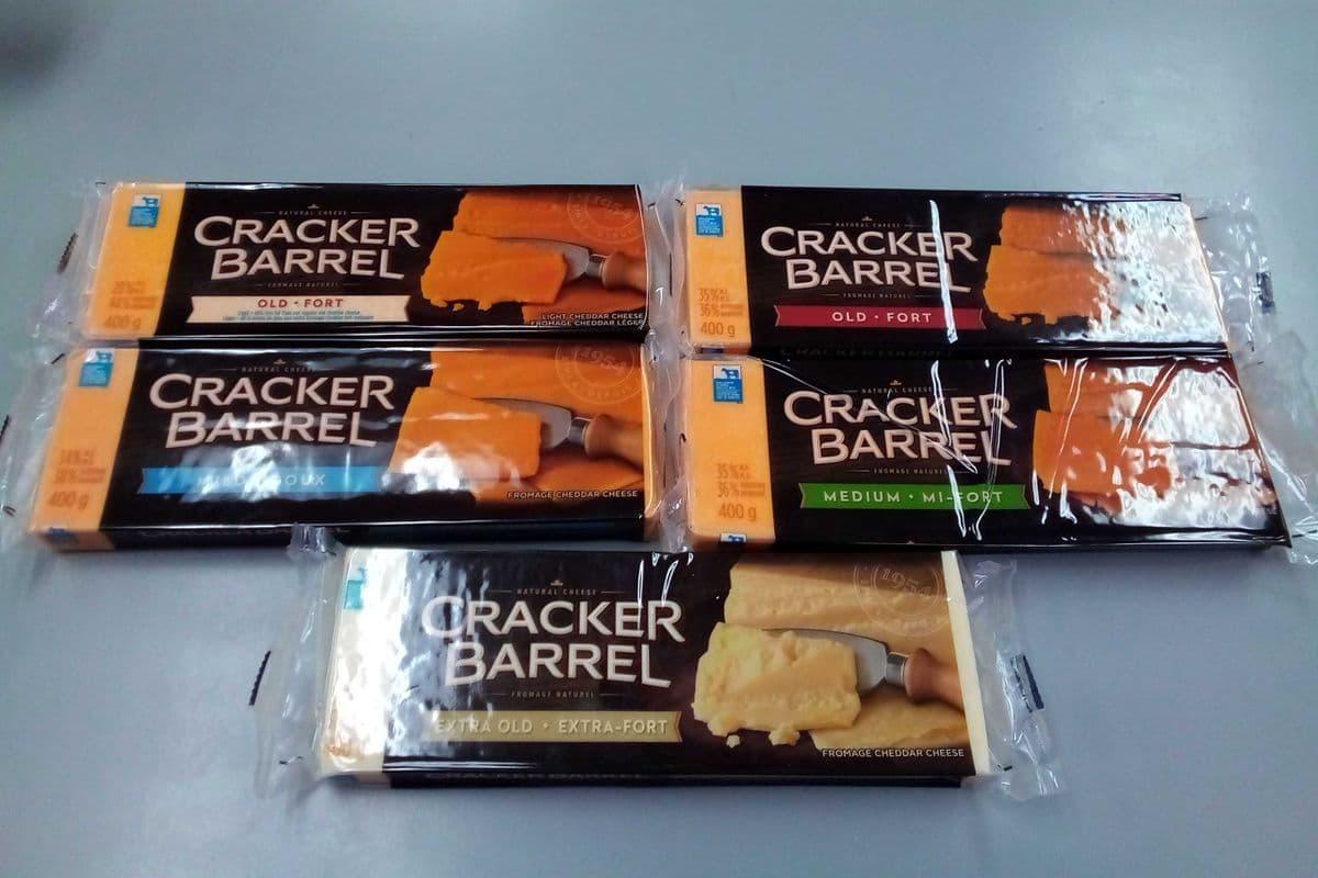 Cracker barrel cheddar cheese (400g)