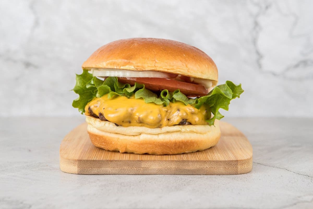 Cheeseburger (5 oz)