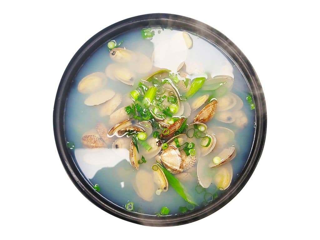 Clam soup 조개탕