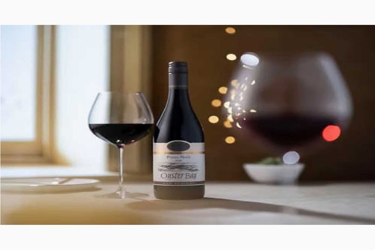 OYSTER BAY PINOT NOIR (1 x 750 ML)