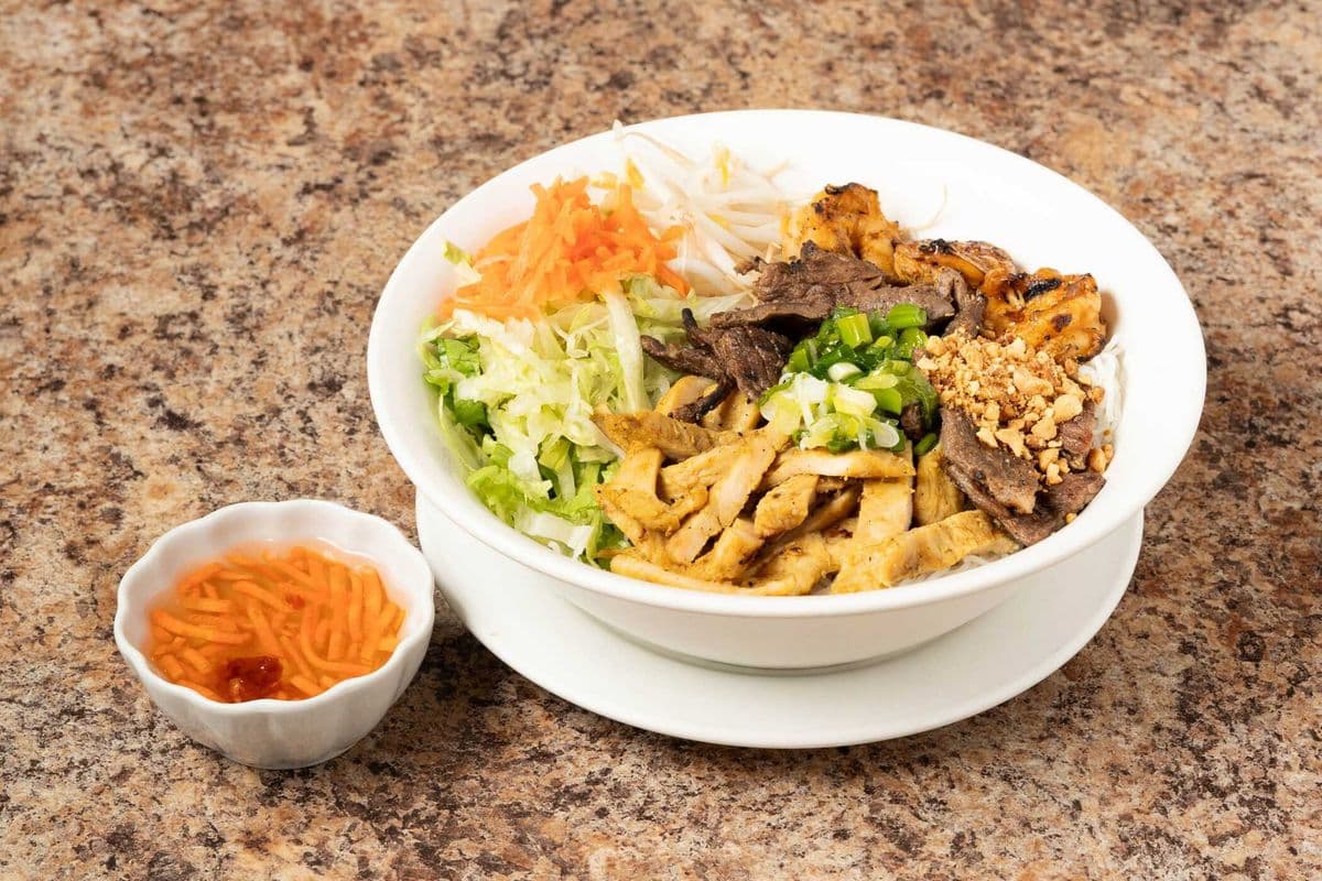 41. Grilled Shrimp, Beef, and Chicken on Vermicelli - Bun Tom, Bo, Ga Lui
