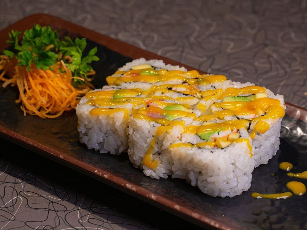 Mango Tango Roll (6pcs)