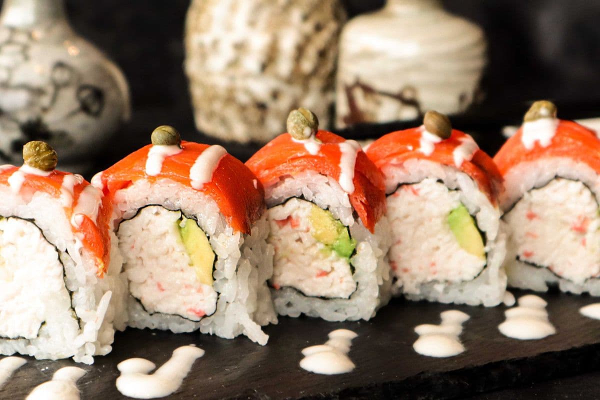 Love Holic Roll (8 pcs)