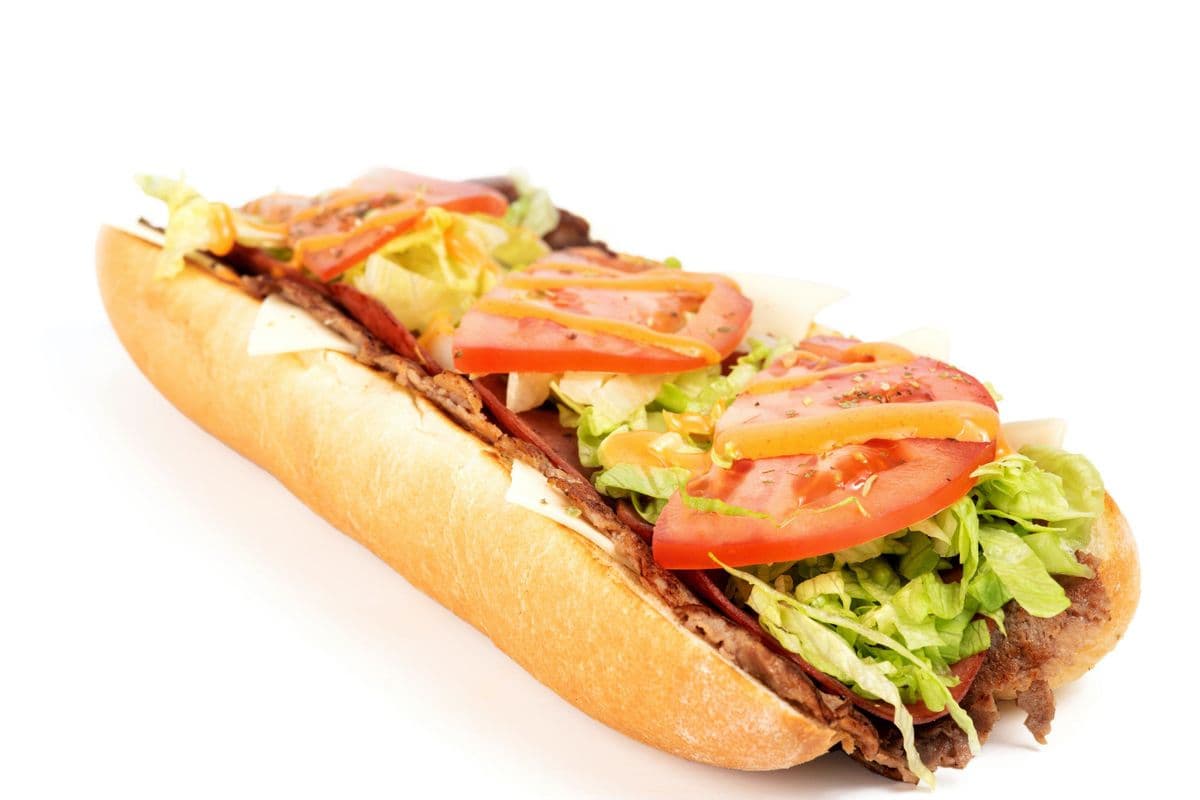 10" Sous-marin au pepperoni et steak / 10" Pepperoni and Steak Submarine