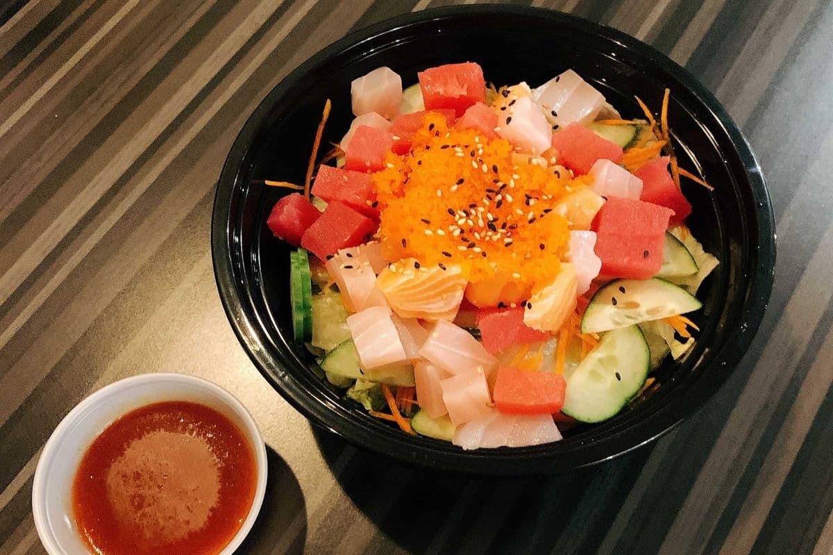 Spicy Assorted Sashimi Salad