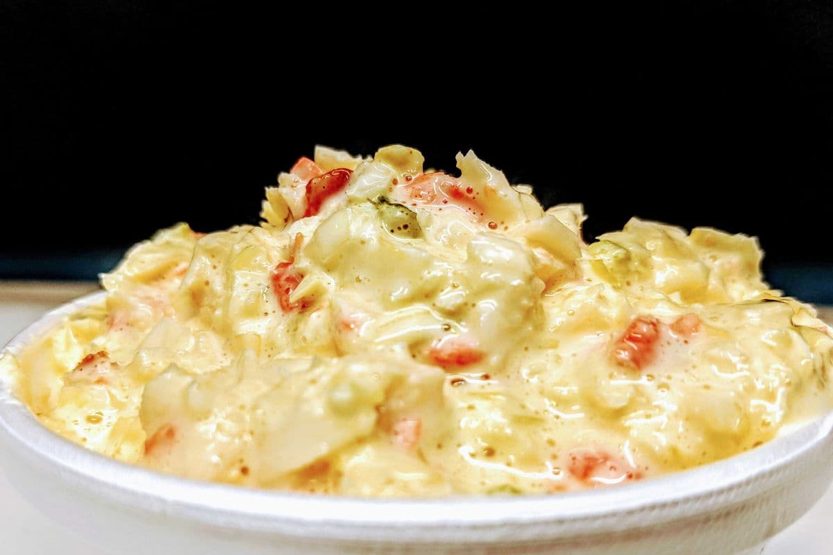 Fresh Creamy Coleslaw (4 oz tub)