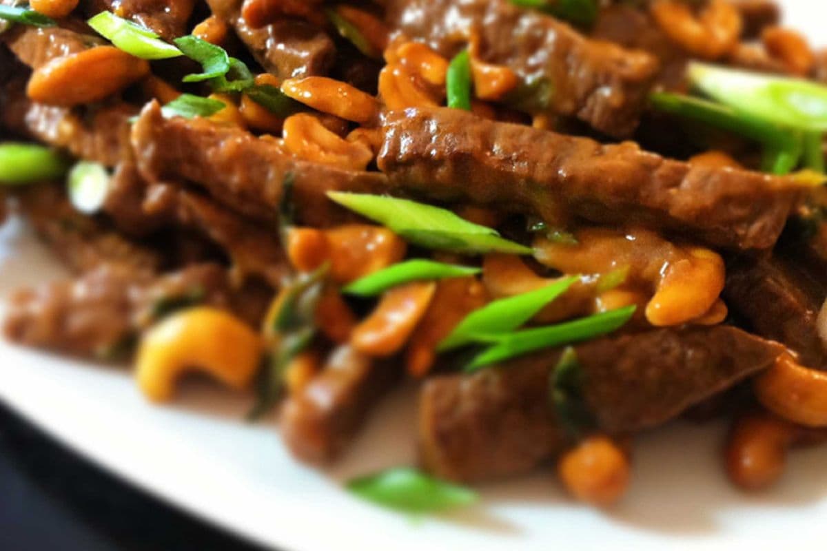 Chilli Cashew Beef 辣子腰果牛