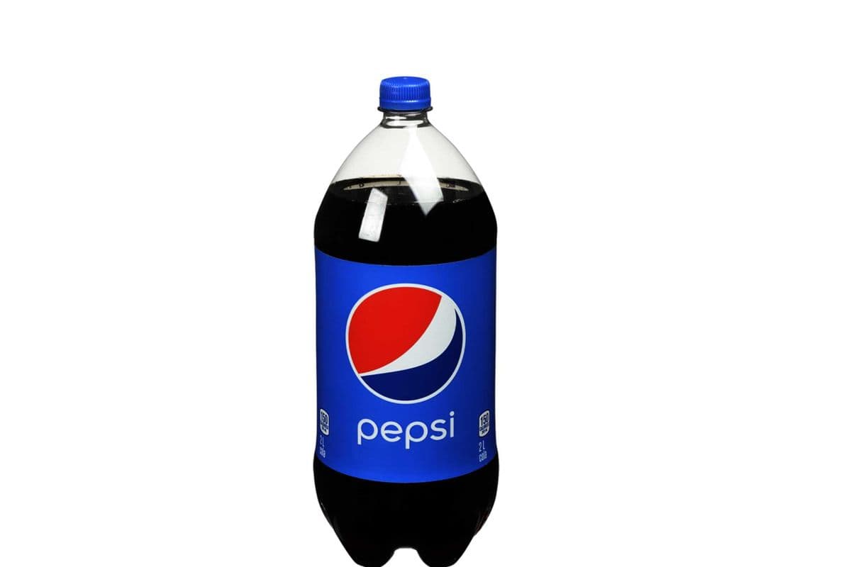 2 L Bottle Pop (Coke or Pepsi )