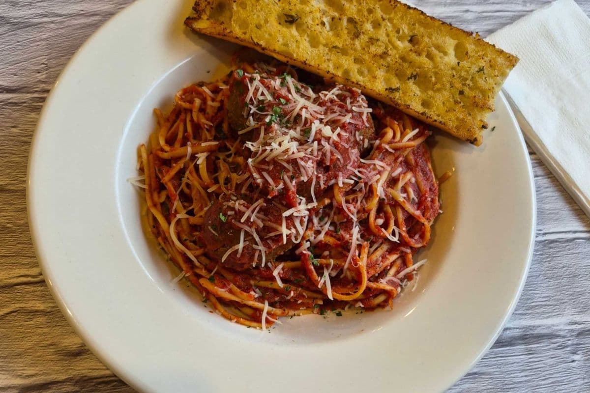Homestyle Linguine and Meatballs