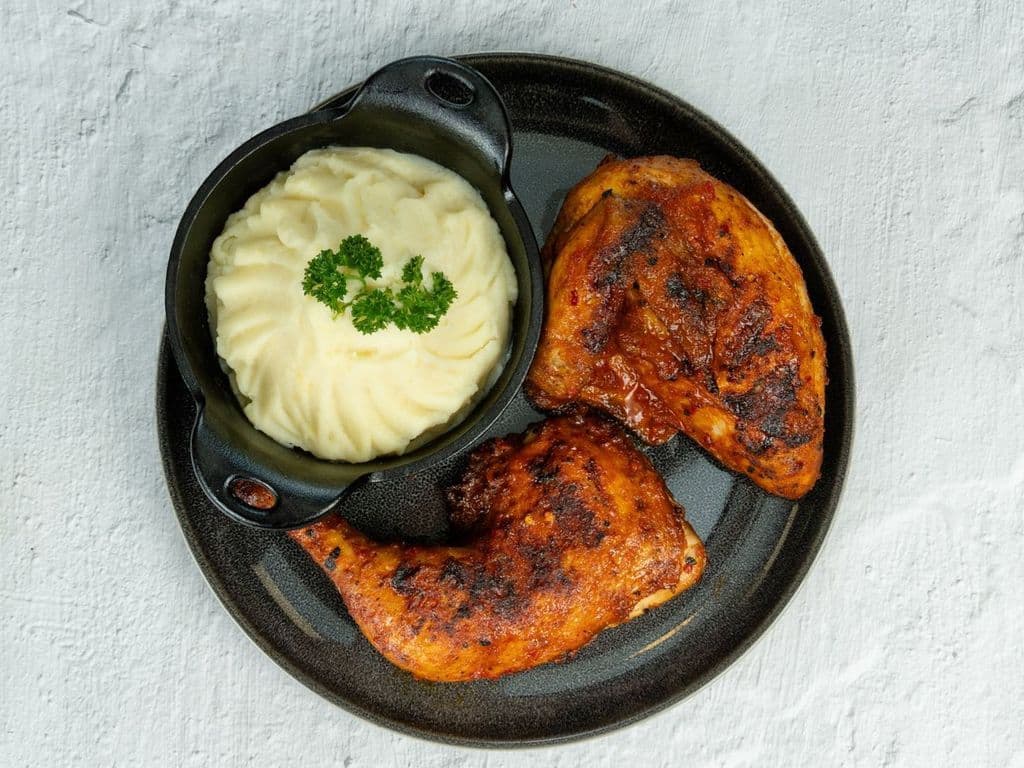 Half Chicken + 1 Regular Side