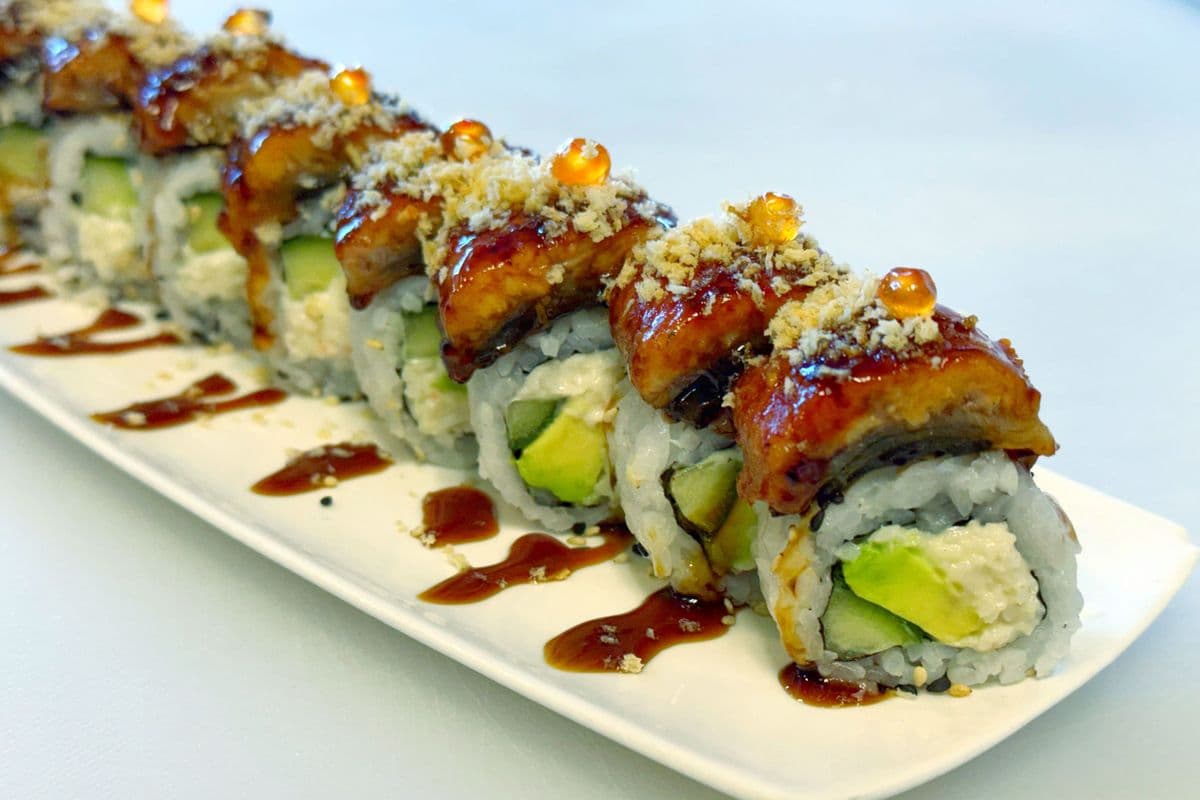 Crispy eel delight roll (8pcs)(Cooked) - Must try