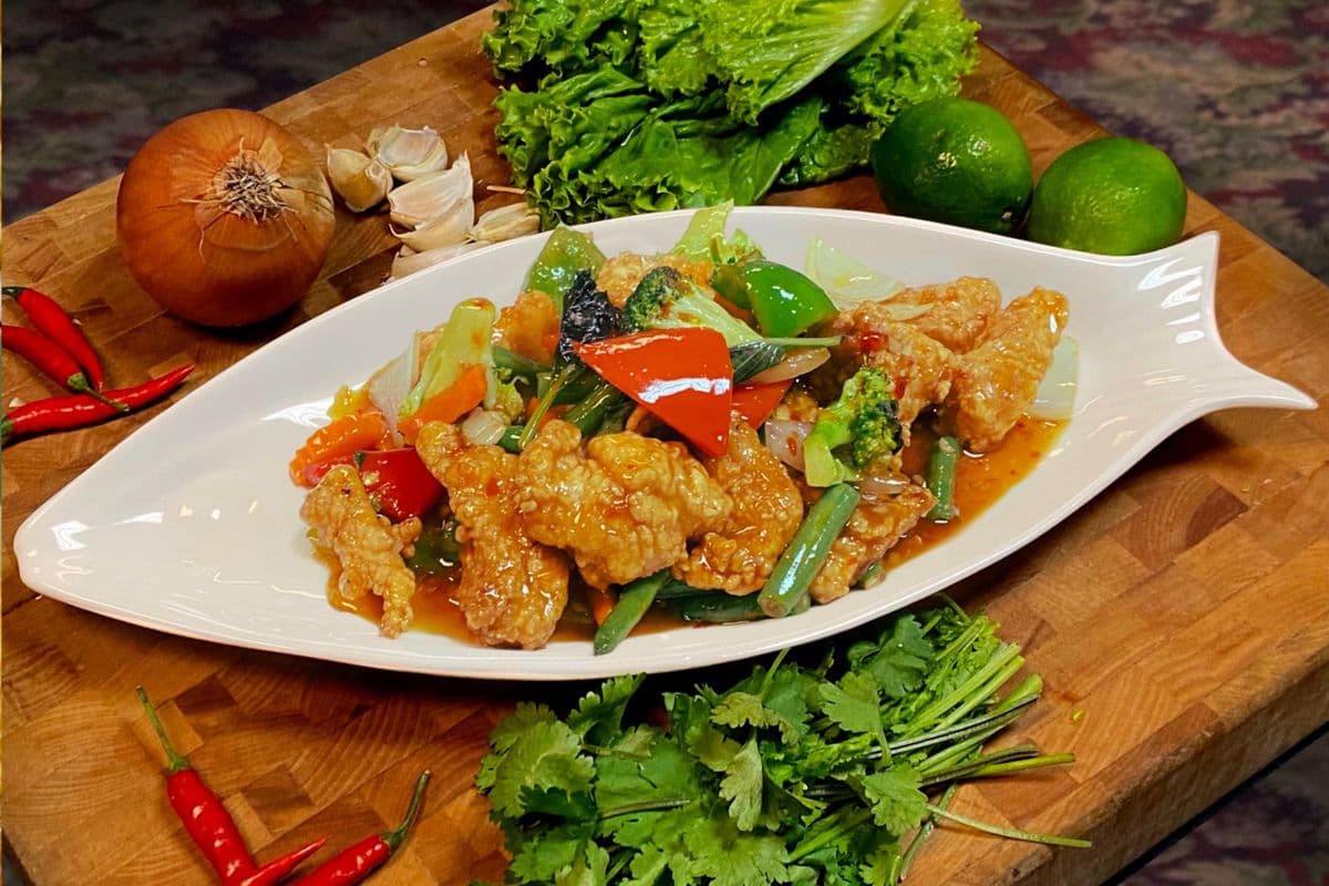 Drunken Fish (Pla Pad Kee Mao)