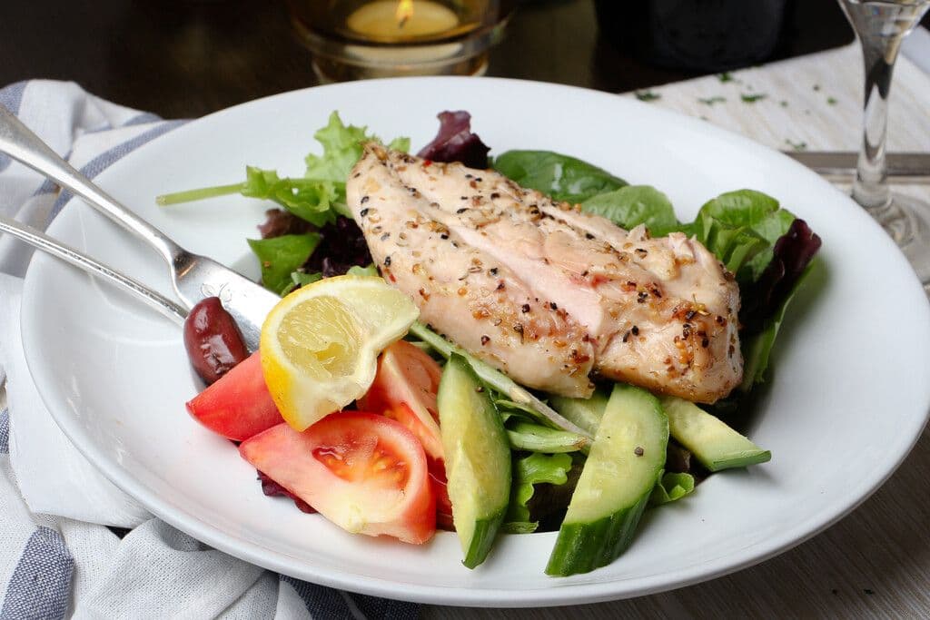 Salade de poulet grillé / Grilled Chicken Salad