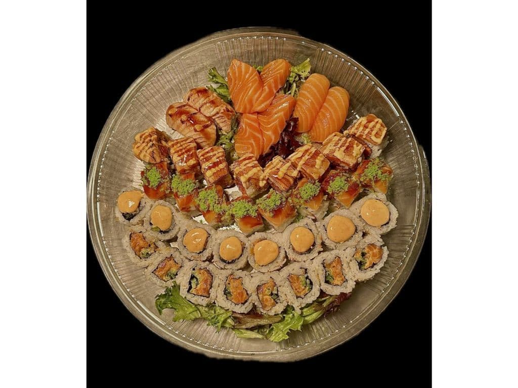 Salmon Lover Platter (40pcs)