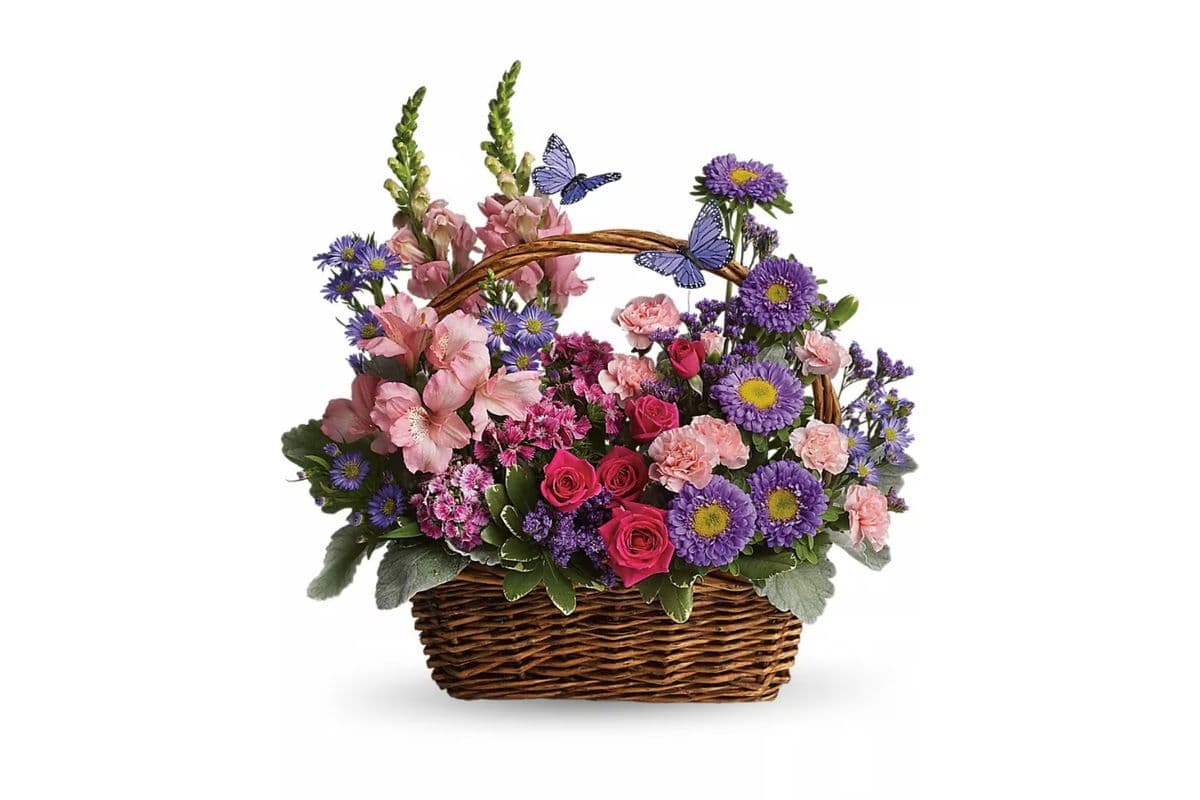 Country Basket Blooms