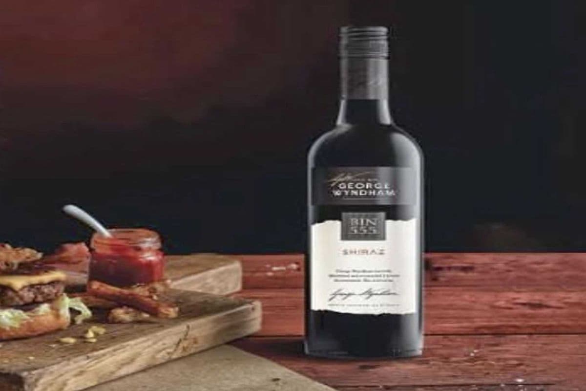 WYNDHAM BIN 555 SHIRAZ (1 x 750 ML)