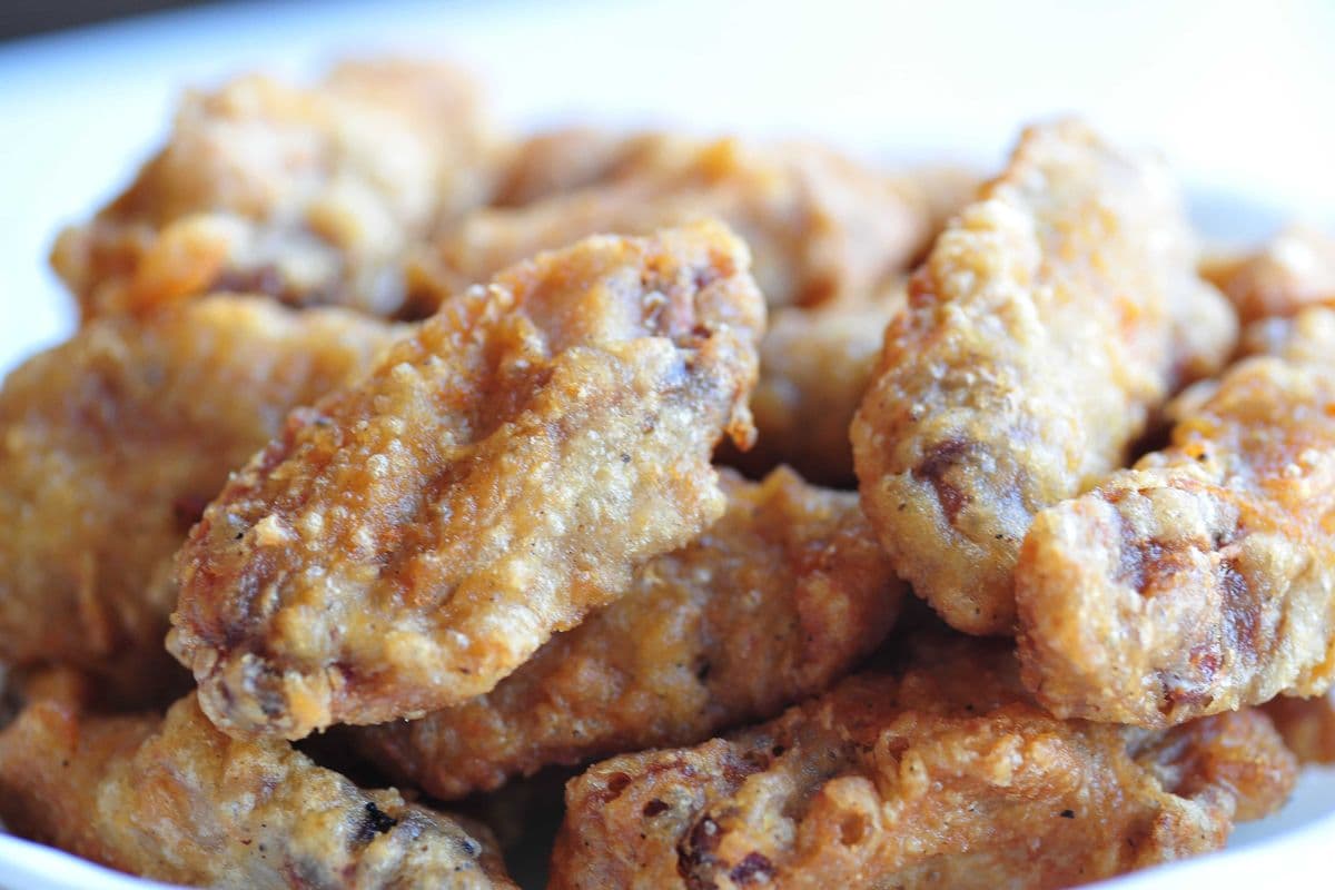 Deep-Fried Chicken Wings