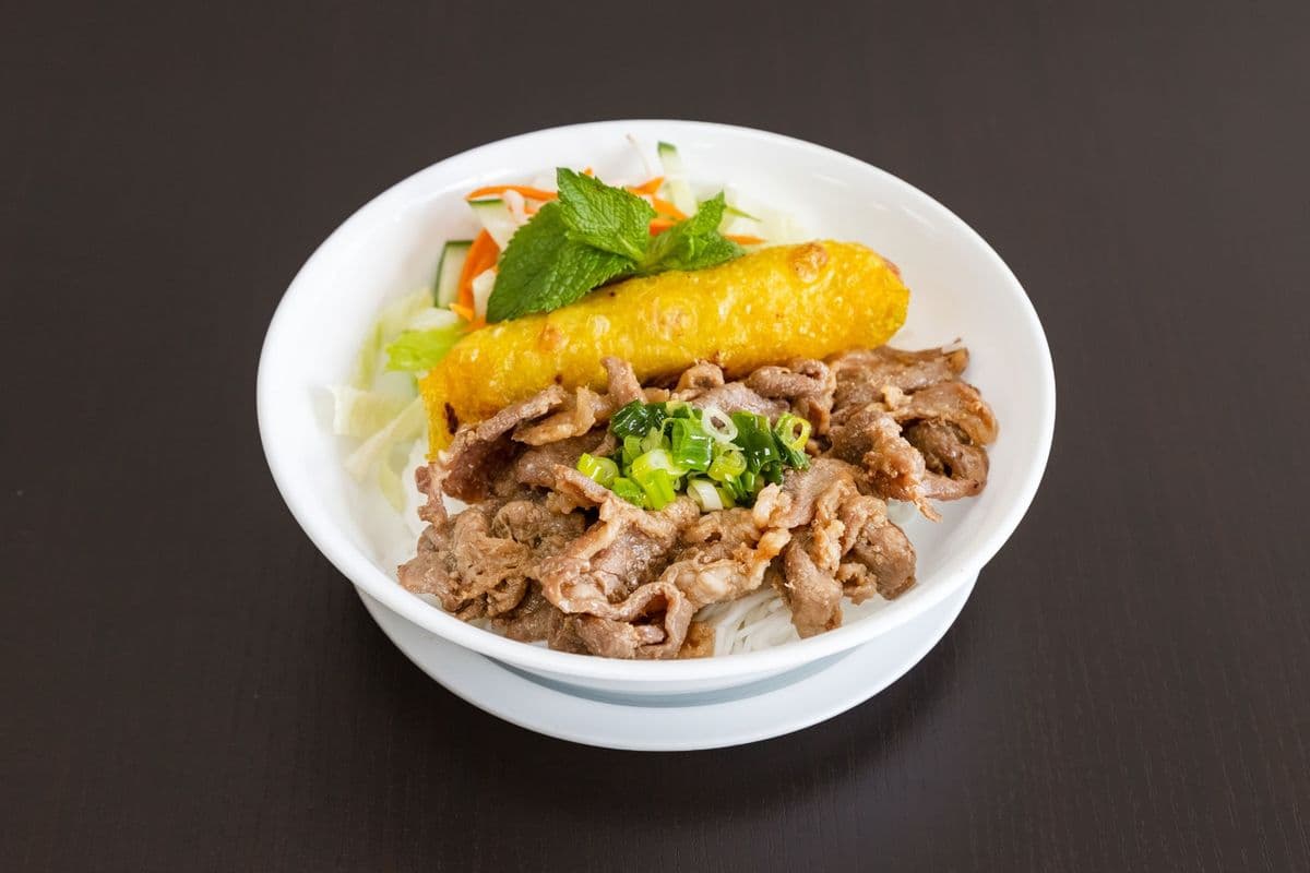 501. Spring Rolls Vermicelli