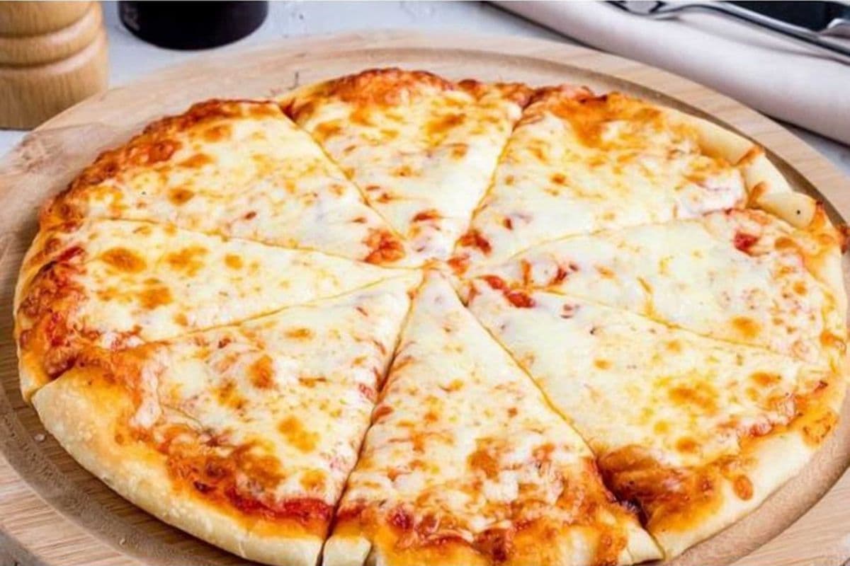 20. X-Large Cheese Pizza