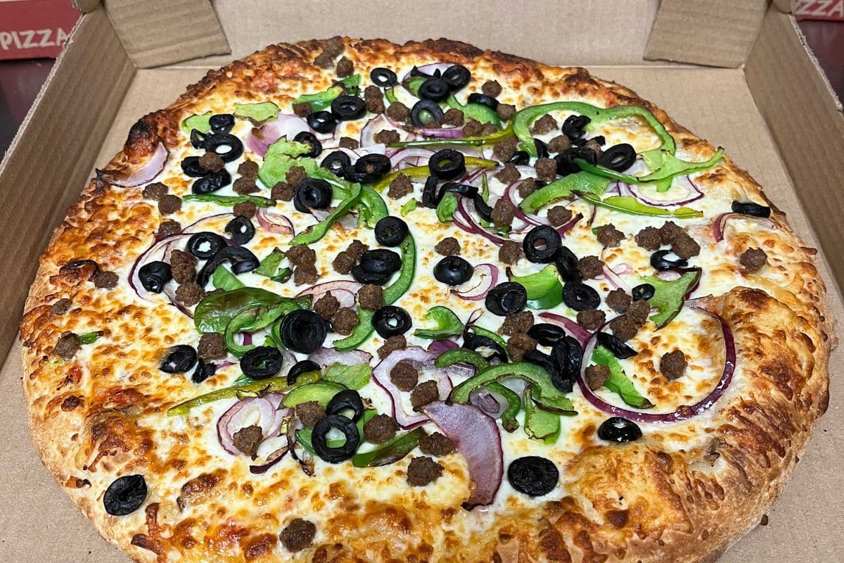 > 2 X Champion Special 16" Pizzas