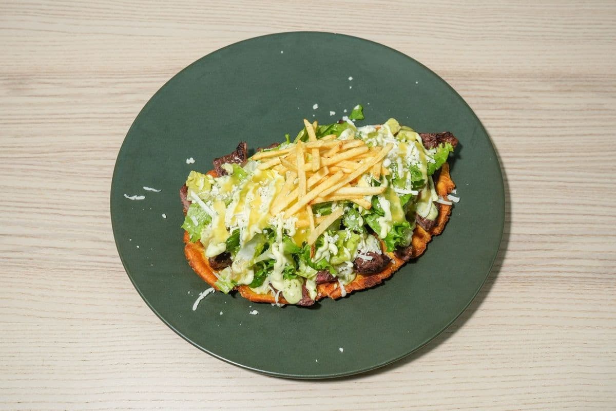 Tostones and cheese