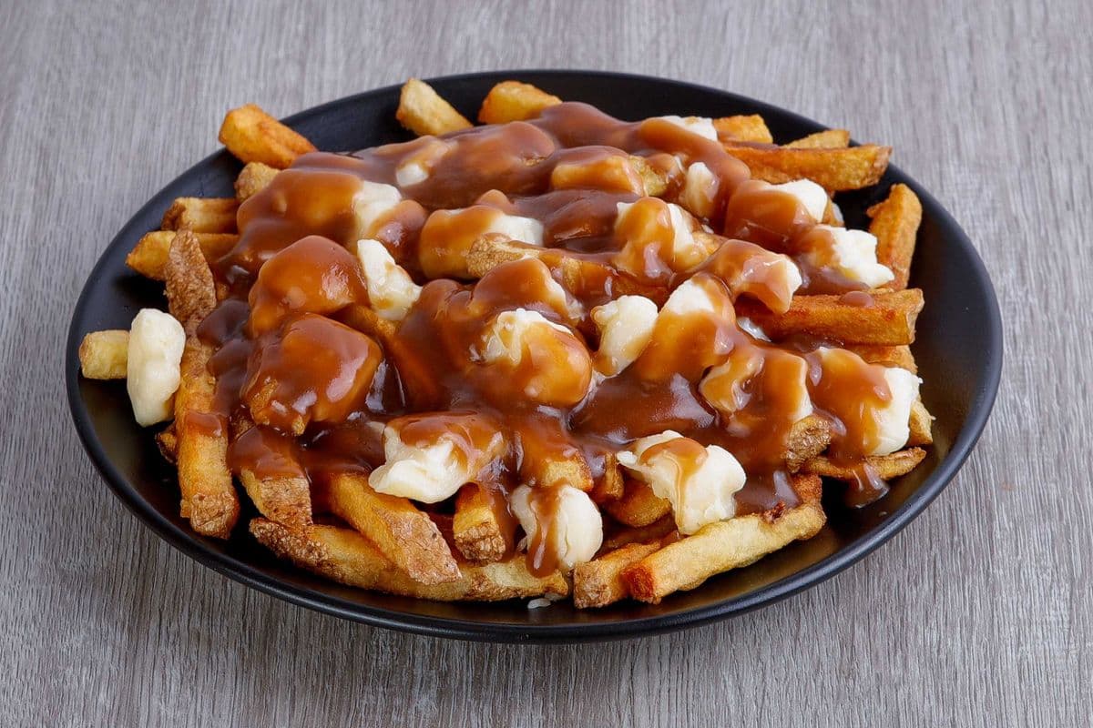 Classic Regular Poutine
