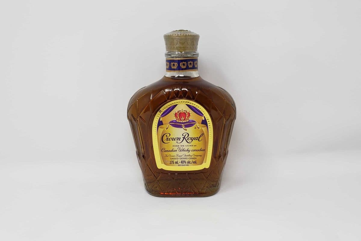 CROWN ROYAL WHISKY (1 x 375ml)
