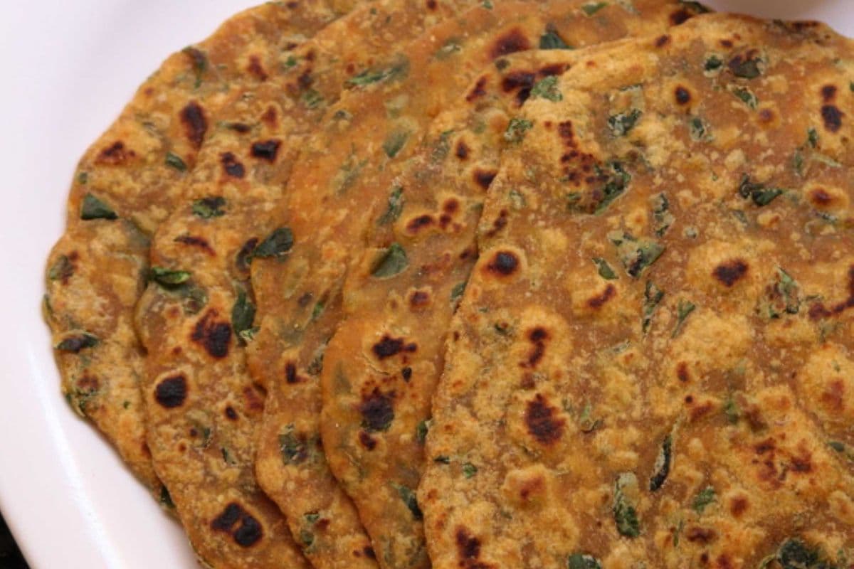 Methi Parathas (2 pcs)