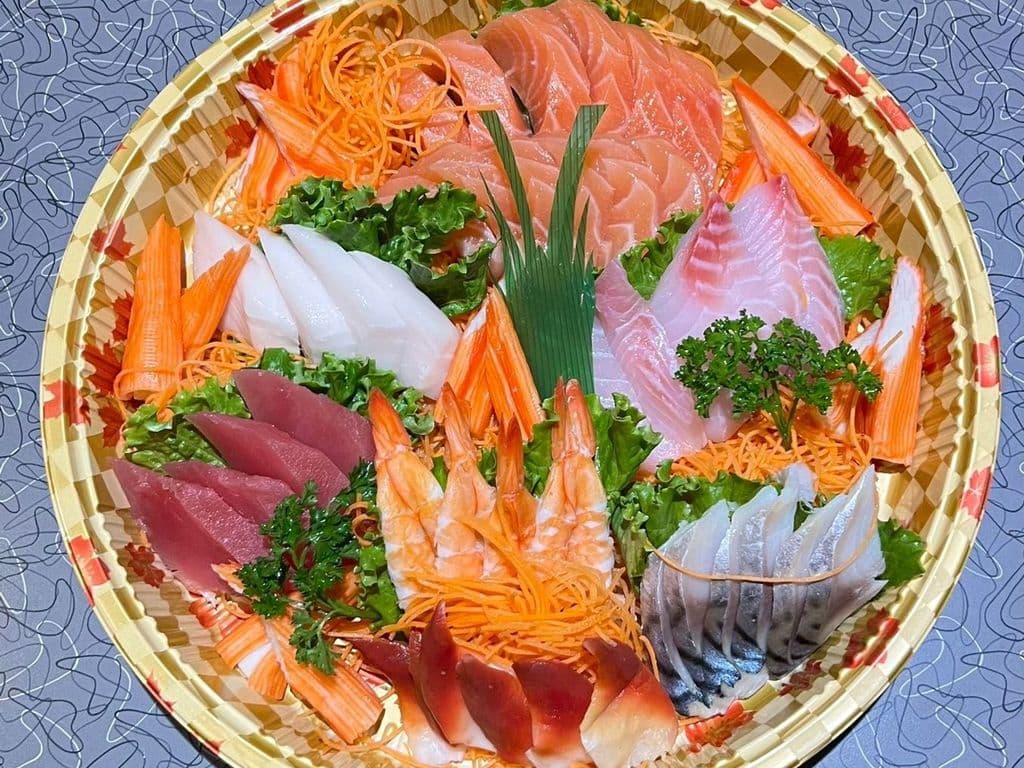 Sashimi Party Tray (45pcs)