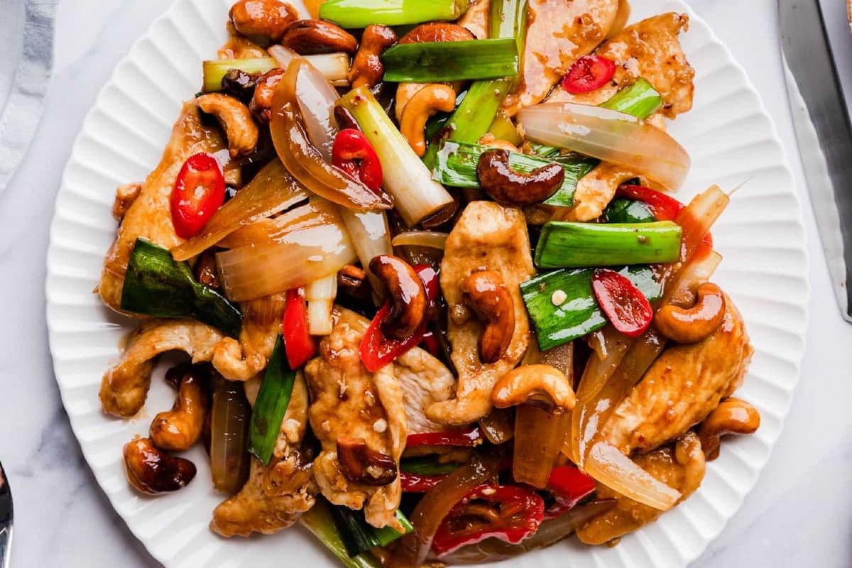 Chili Cashew Chicken 辣子腰果鸡