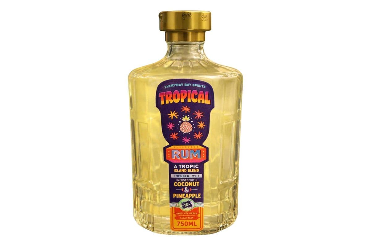 325103 - Taynton Bay Tropical Rum (1 x 750 ml)