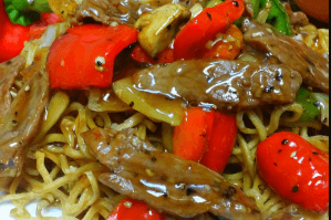 Chicken in Black Bean Sauce on Chow Mein 豉汁鸡肉脆面
