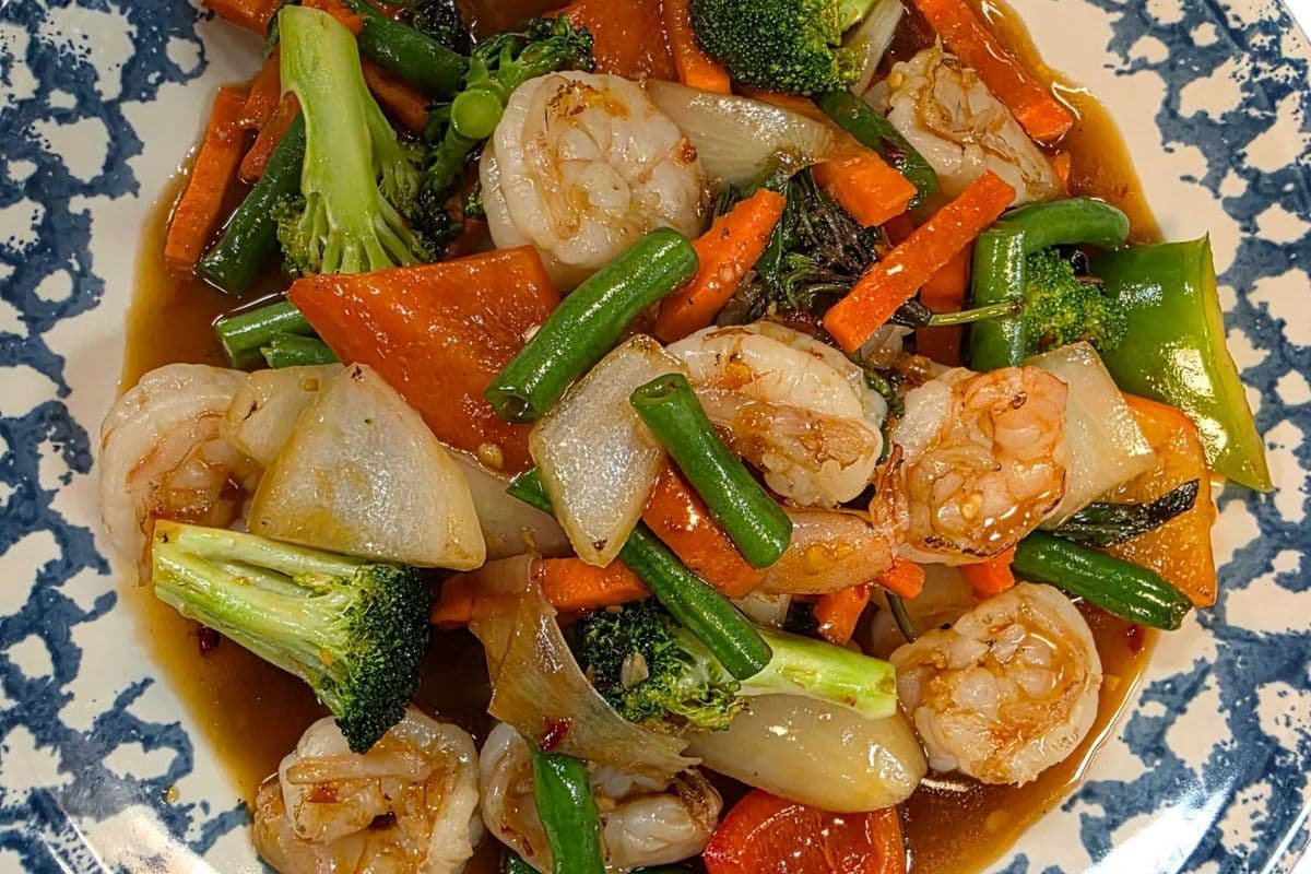 Basil Shrimp (Kaprao Goong)