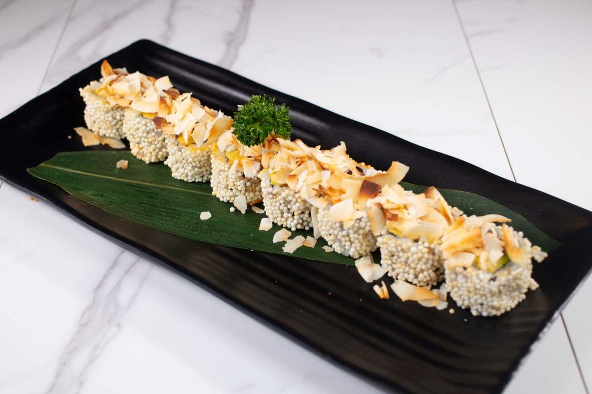 Coconut Tuna Roll (8 pcs)