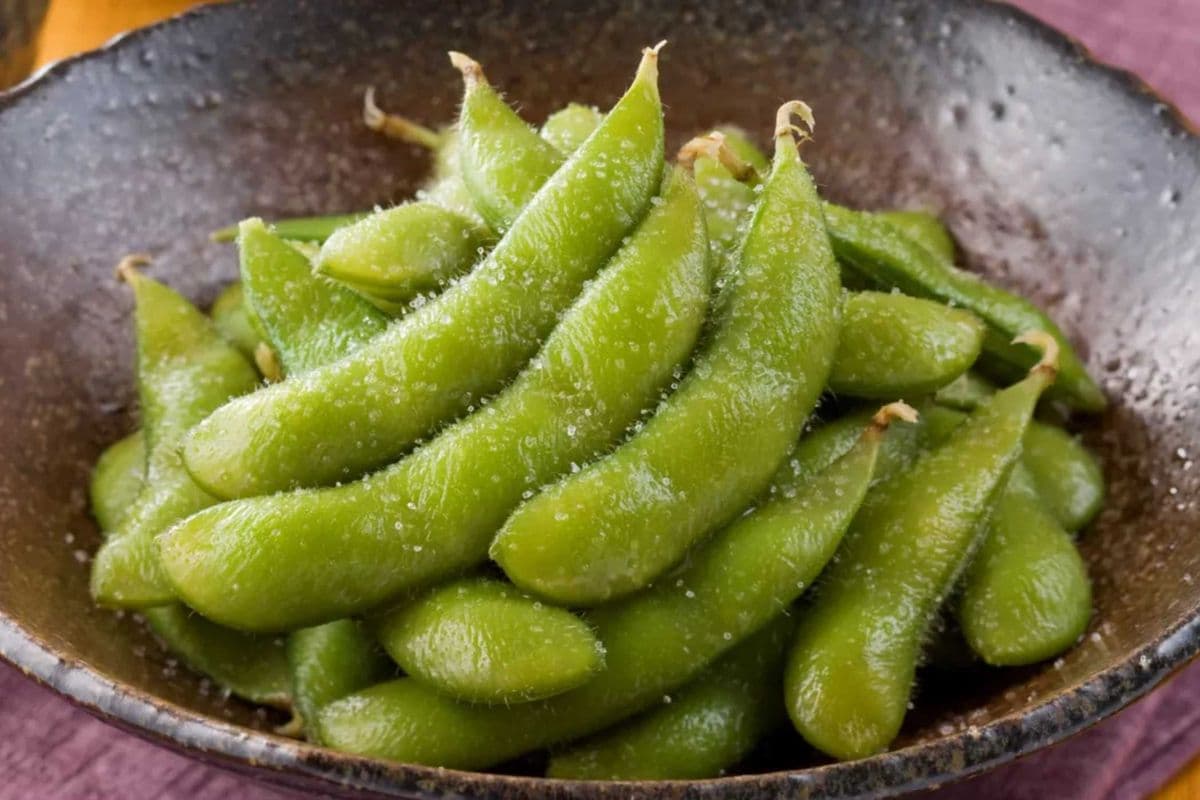 2. Edamame 枝豆