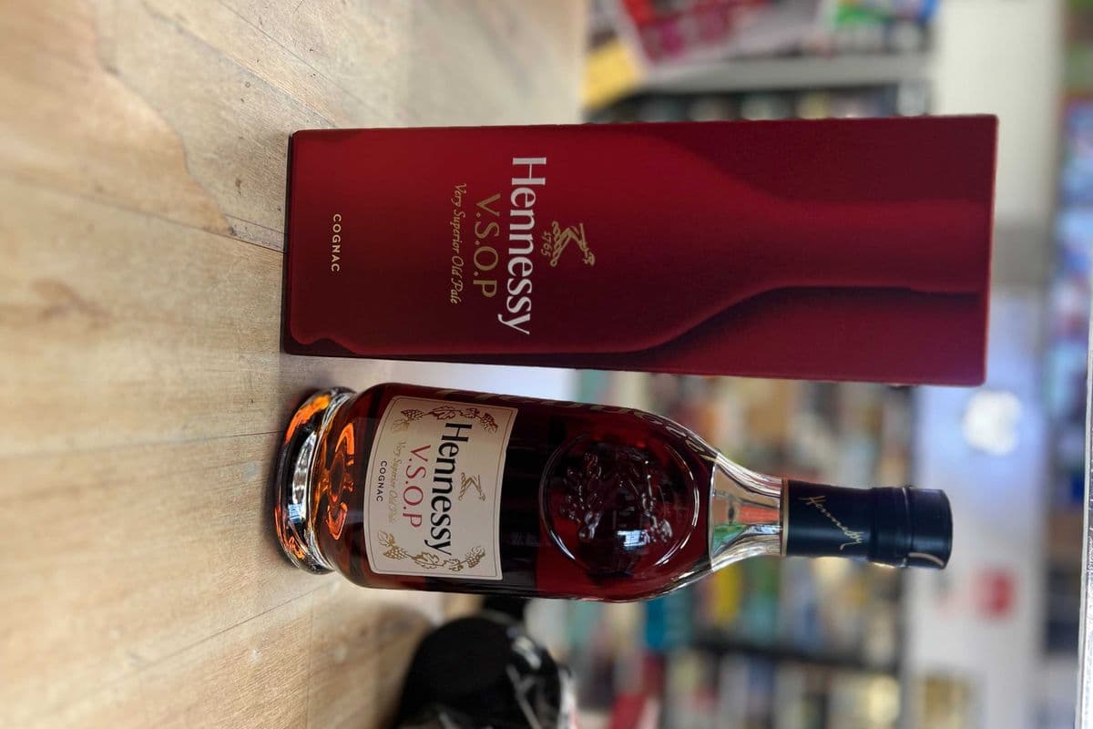 HENNESSY VSOP (1 x 750ML)
