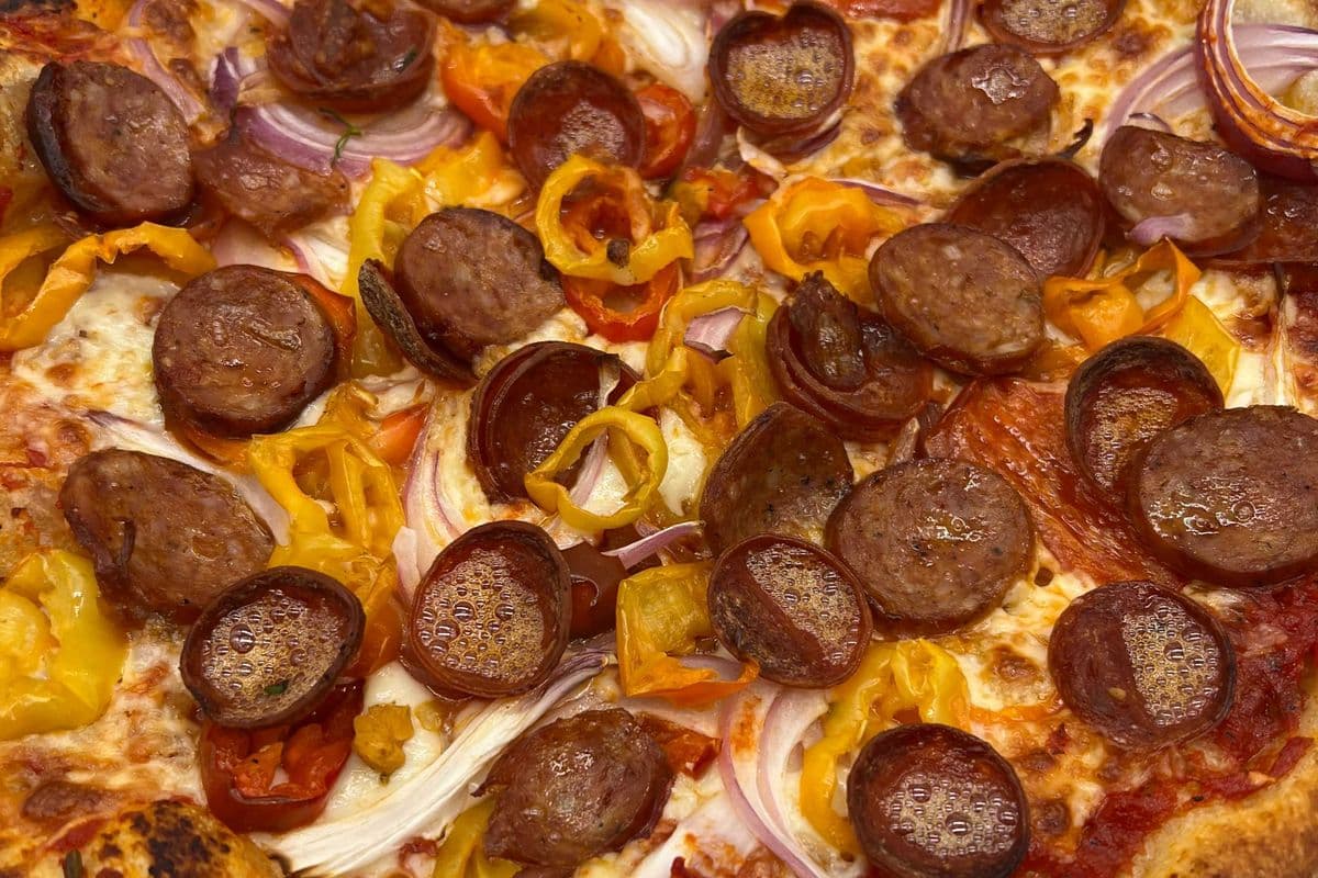 Large Giovanni Pizza