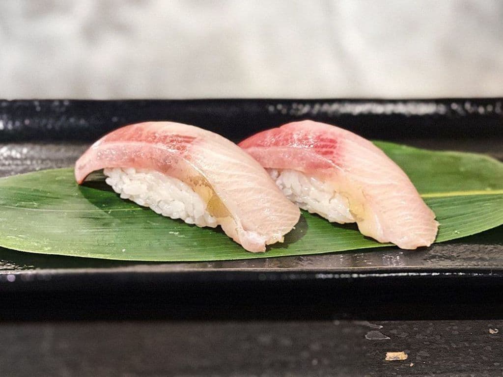 Hamachi (2 Pcs)
