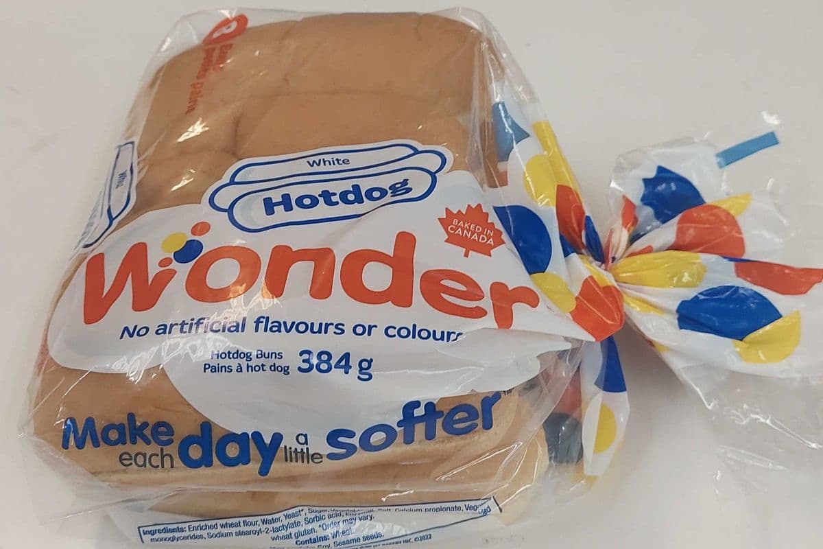 Wonder White HotDog Buns (384 g)