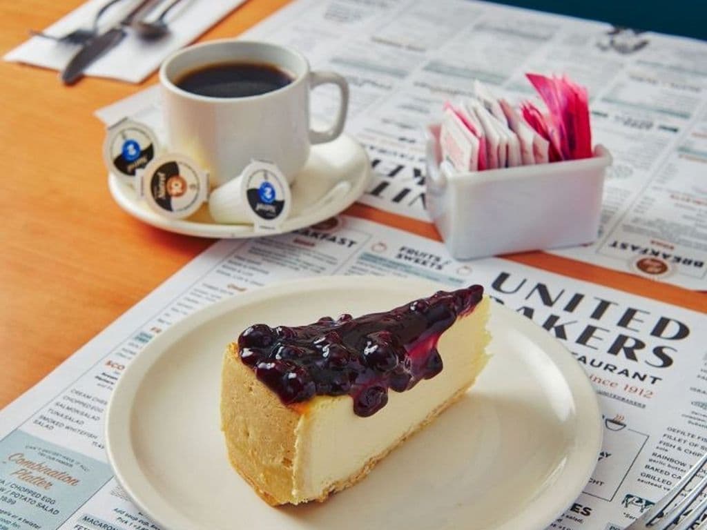 Blueberry Cheesecake Slice