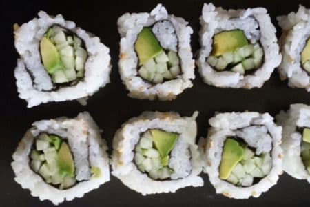 Avocado and Cucumber Roll (8 cuts)