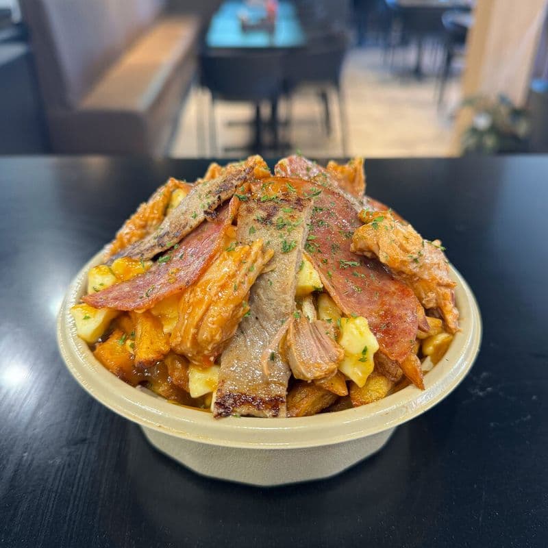 Poutine LBP (3 viandes)